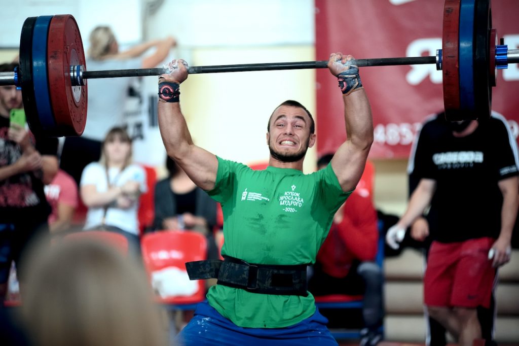 weight lifting 
